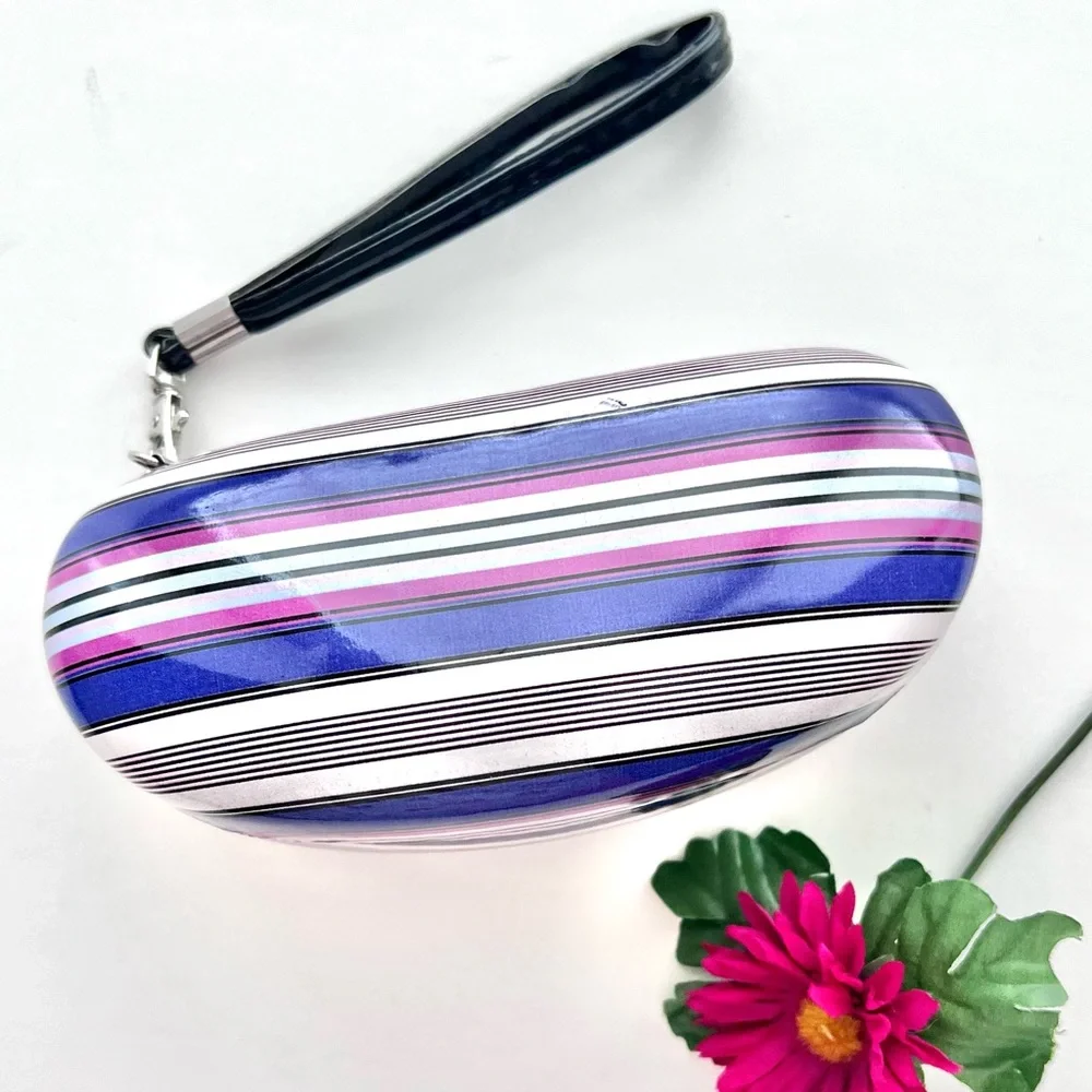 Nanette Lepore Clam Shell Hard Shell Glasses Case w/ Wristlet Strap - NWOT